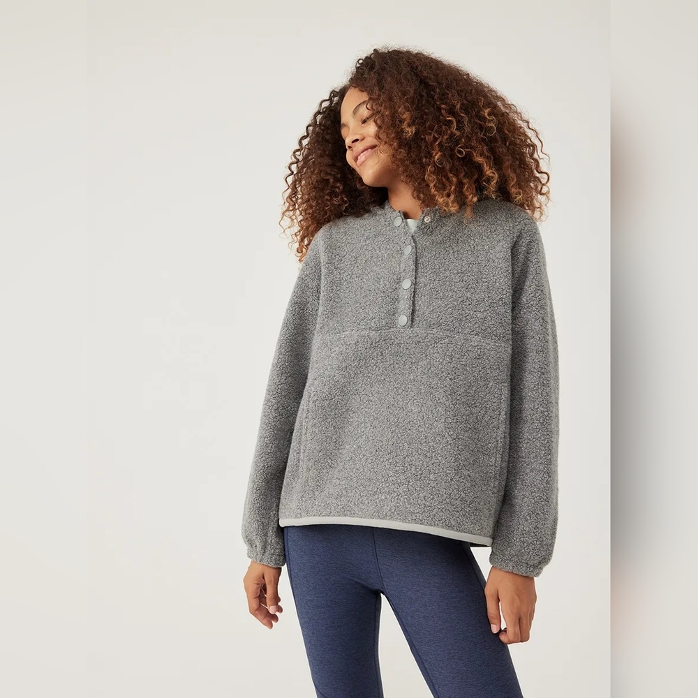 OV Outdoor Voices Outdoors MegaFleece Snap Up Hoodie Wool Blend Light Gray Small